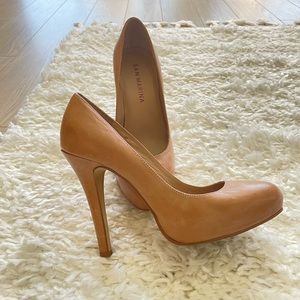 San Marina Hidden Platform Nude Leather Pumps